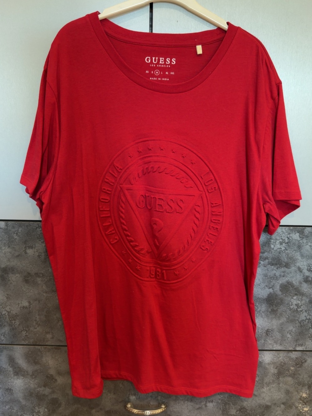 Guess t-shirt